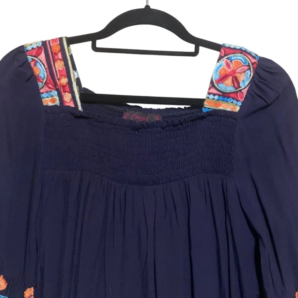 Cowgirl Legend Women’s Tunic Blue Turquoise Beads Embroidered‎ Peasant Blouse.